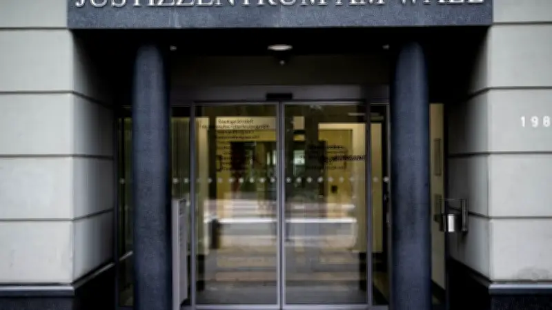 V-Mann-Affäre in Bremen: Mitglied des Staatsgerichtshofs tritt nach Enthüllungen zurück