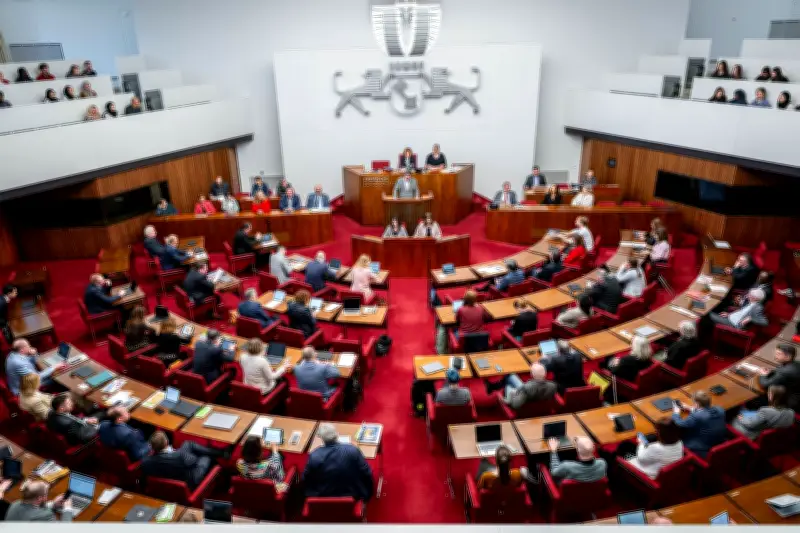 V-Mann-Affäre in Bremen: Rücktritte und Misstrauensanträge erschüttern kleinstes Bundesland