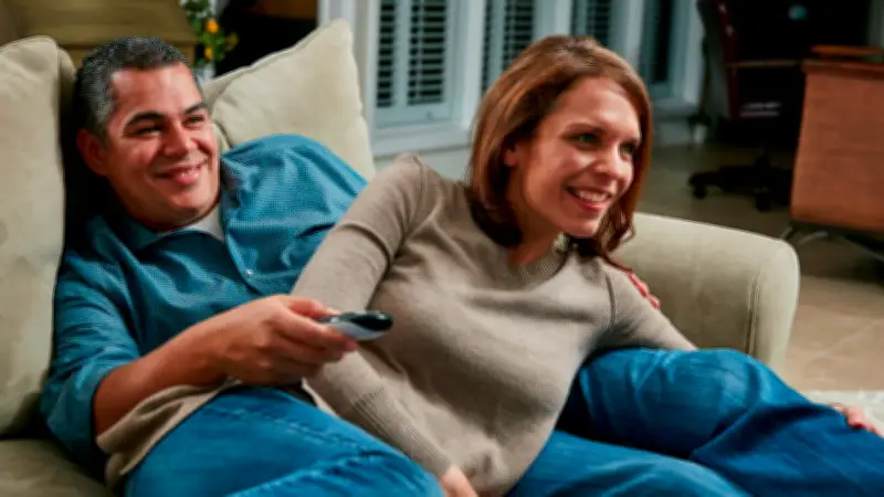 Valentinstag 2026: Die 10 besten Liebesfilme für einen romantischen Filmabend auf Amazon Prime