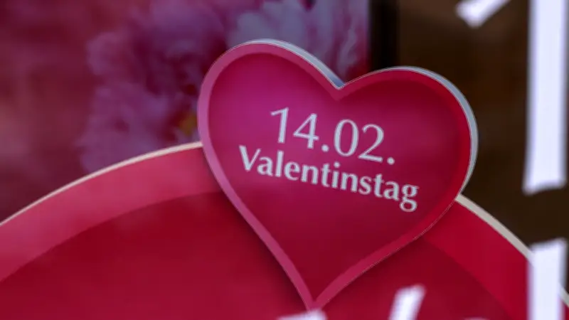 Valentinstag: Persönliche Geschenke statt Klischees - So überraschen Sie nachhaltig