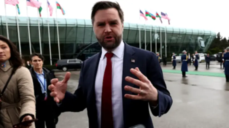 Vance: Sturz der iranischen Führung ist alleinige Sache des Volkes