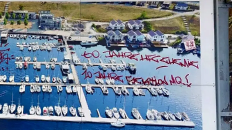 Vandalismus an Müchelner Bushaltestellen: Marina setzt Belohnung für Täterhinweise aus