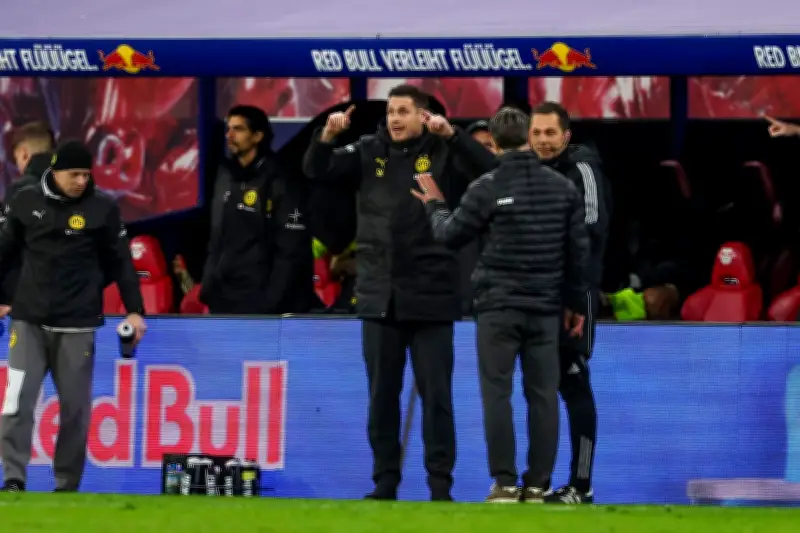 VAR-Frust bei Borussia Dortmund: Elfmeter-Entscheidung sorgt für Zündstoff vor Bayern-Duell