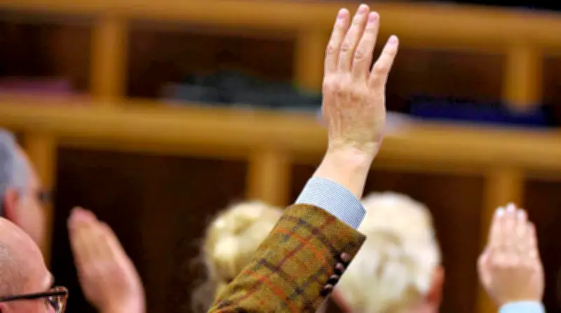 Verbandsgemeinde An der Finne: Droht Bürgermeisterin Ludwig die Abwahl?