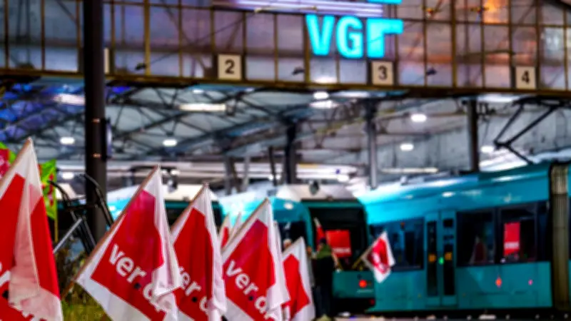 Verdi ruft zu bundesweiten ÖPNV-Warnstreiks auf: Busse und Bahnen stehen still