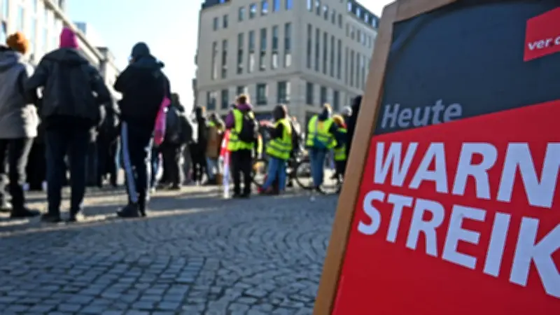 Verdi setzt mit Warnstreiks in Sachsen vor Tarifrunde deutliche Zeichen