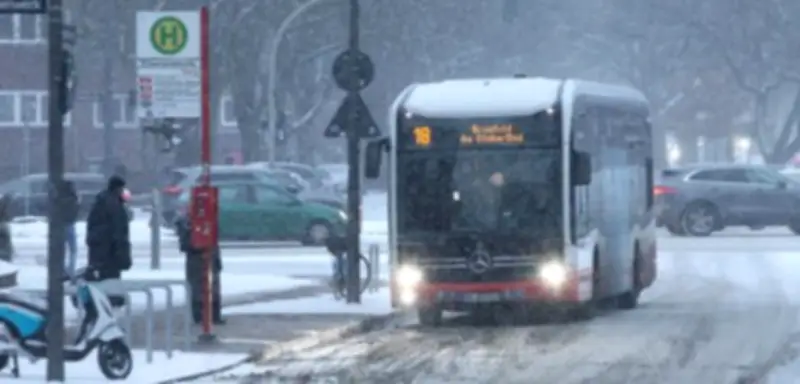 Ver.di-Warnstreik legt Hamburger Busverkehr lahm: 37 Linien komplett betroffen