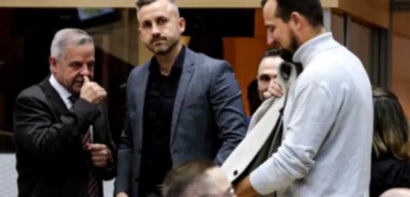 Vetternwirtschaft-Vorwürfe erschüttern AfD: Verwandte in acht Bundesländern beschäftigt