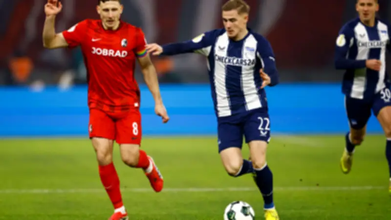 Videobeweis stoppt Hertha: Frühe Führung gegen Freiburg im Pokal-Viertelfinale aberkannt