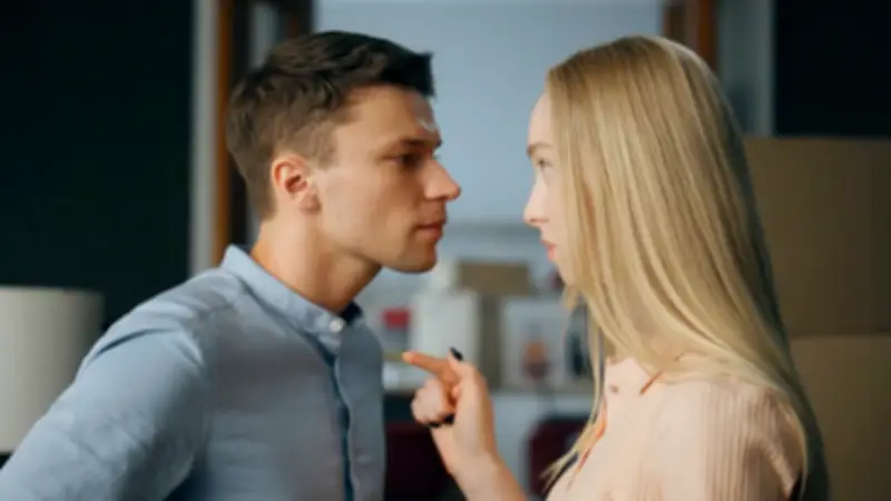 Vier Warnsignale für Untreue: So erkennen Sie, ob Ihr Partner fremdgeht