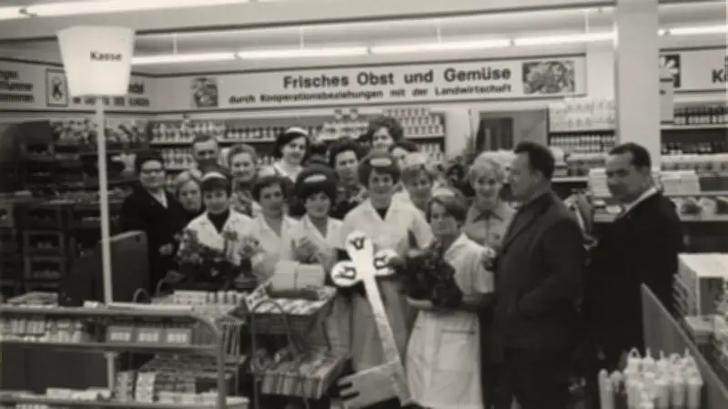 Vom DDR-Bückware zum Marktführer: Die unglaubliche Erfolgsgeschichte von Rotkäppchen Sekt