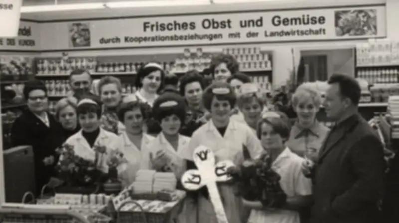 Vom DDR-Vorzeigebetrieb zum Marktführer: Die bewegte Geschichte von Rotkäppchen Sekt