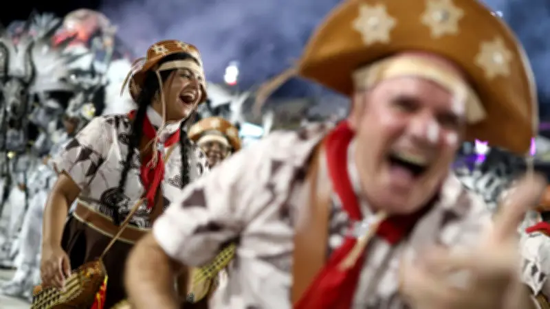 Von Venedig bis Rio: Die spektakulärsten Karnevalstraditionen weltweit im Überblick