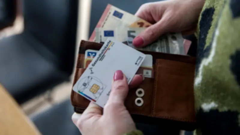 Vorsicht bei Kassen-Boni: Ab dieser Grenze droht die Steuerfalle