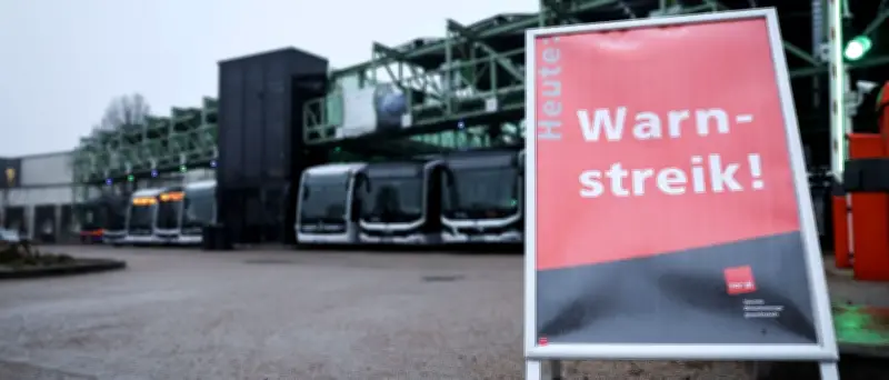 Warnstreik legt Berliner Schulen und Kitas lahm: Tausende Kinder ohne Betreuung