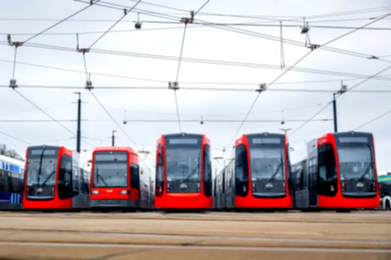 Warnstreik legt Bremer Nahverkehr lahm: Fahrgäste müssen umplanen