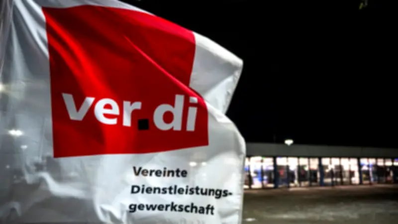 Warnstreik legt Schwerins Nahverkehr lahm: Freitag kaum Busse und Bahnen