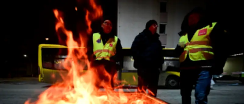 Warnstreiks in Berlin: Zwei Millionen Beschäftigte betroffen – Was tun bei Kita- und Schulausfällen?