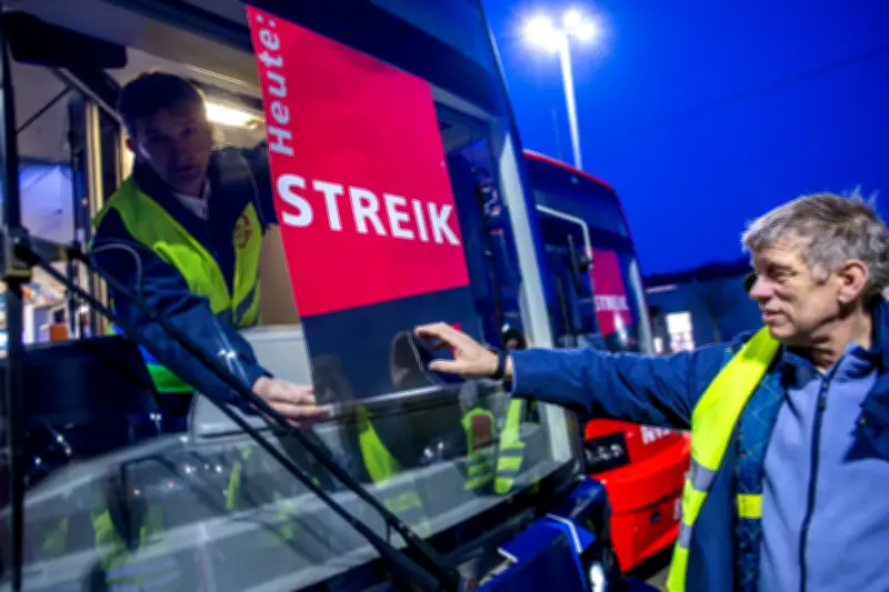 Warnstreiks lähmen ÖPNV in Mecklenburg-Vorpommern: Verhandlungen am 9. März entscheidend