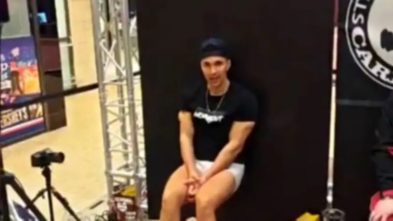 Weltrekord im Wallsit: Kärntner Sportler hält unglaubliche 12 Stunden durch