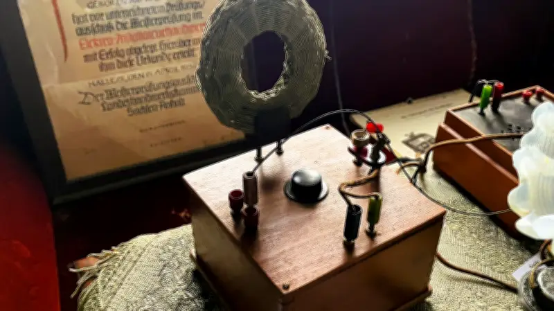 Welttag des Radios: Ditfurter Heimatmuseum zeigt Pionierarbeit der Hörfunk-Bastler