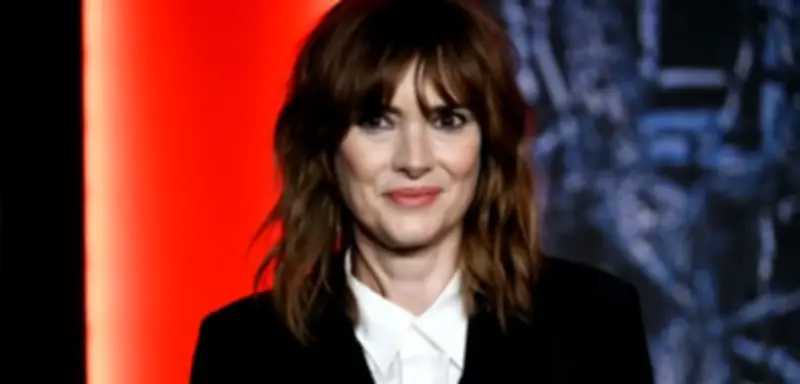 Winona Ryder kehrt zurück: Gastrolle in Netflix-Serie Wednesday mit Tim Burton