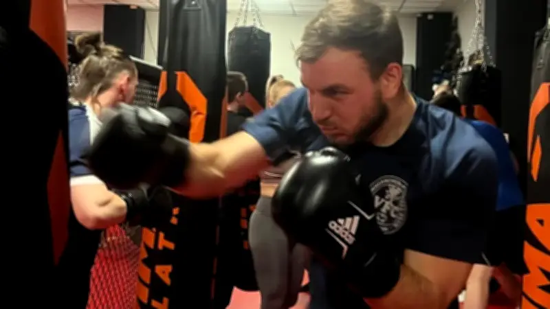 Winterchaos in Anklam: Landesliga-Kicker müssen weiterhin auf ungewöhnliche Trainingsmethoden setzen