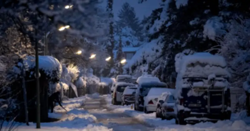 Winterchaos in Bayern: 75 Einsätze in Oberbayern, Familie schwer verletzt