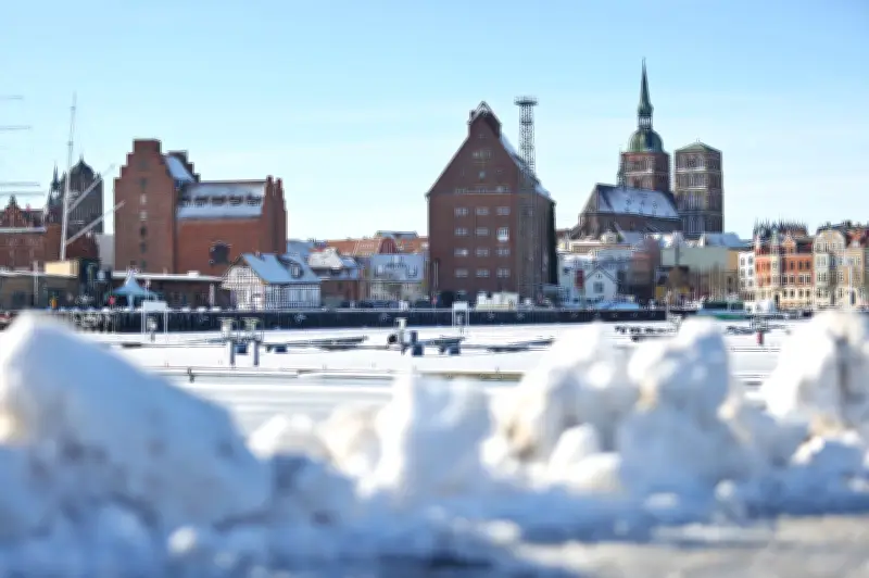 Winterliches Wetter zum Rosenmontag: Schnee, Regen und Glättegefahr in Deutschland