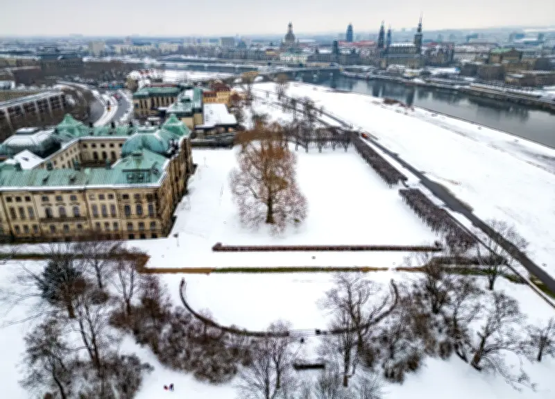 Winterwetter in Sachsen: Schneefall und Glättegefahr durch gefrierenden Regen