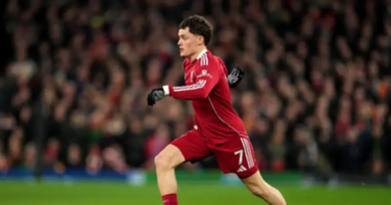 Wirtz fällt mit Rückenproblemen aus – Liverpool siegt spät gegen Nottingham Forest