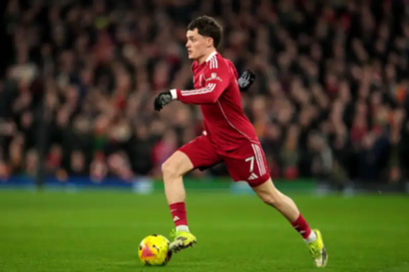 Wirtz verletzt sich vor Spiel - Liverpool siegt spät gegen Nottingham Forest