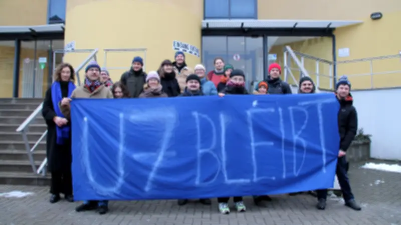 Wohngemeinschaft in Halle wehrt sich erfolgreich gegen Räumungsklage vor Amtsgericht