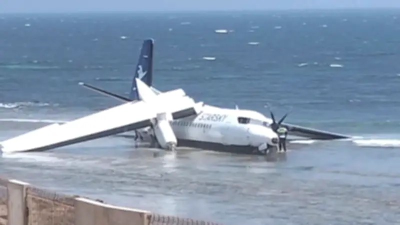 Wunder von Mogadischu: Alle 55 Insassen überleben Flugzeugabsturz im Indischen Ozean