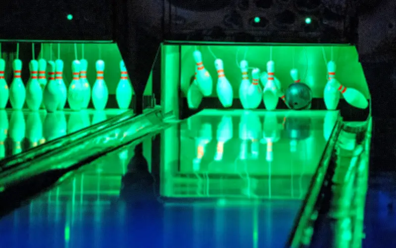 Zehn Jahre Bowlingcenter Naumburg: Annett Walthers Erfolgsrezept aus Sport und Gastronomie