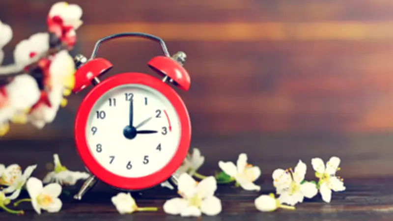 Zeitumstellung 2026: Wann wird die Uhr auf Sommerzeit vorgestellt?