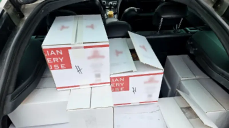 Zoll entdeckt 70 Kilo ungekühlte Tiefkühlware auf A3 bei Würzburg