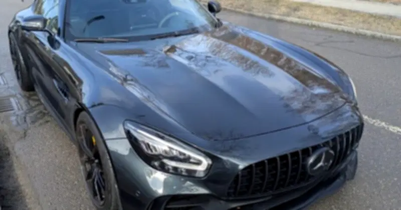 Zollfahnder nehmen mutmaßliche Drogendealer in München fest – Luxusgüter sichergestellt