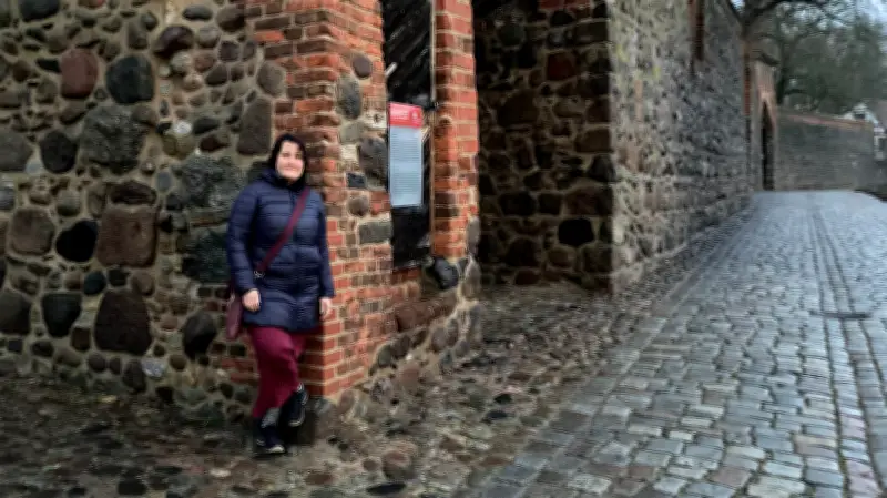 Zwischen Japans heißen Quellen und Neubrandenburgs Tollensesee: Eine doppelte Wahlheimat