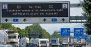 Bayern: Durchfahrverbote schützen Dörfer kaum - Anwohner greifen selbst durch
