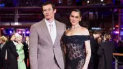 Berlinale-Spektakel: Bond-Gerüchte um Callum Turner und Dua Lipas durchsichtiges Kleid