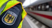 Betrunkener Schwarzfahrer würgt Zugbegleiter im ICE nach Magdeburg nach Ticket-Streit