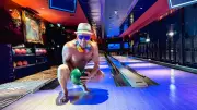BILD-Reporter erlebt Nackt-Bowling und Karaoke auf FKK-Kreuzfahrt durch die Karibik