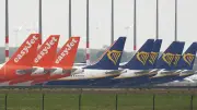Billigflieger in Aufruhr: Ryanair und Easyjet attackieren EU-Pläne für kostenloses Handgepäck