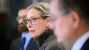 Bundestag debattiert Vetternwirtschaftsvorwürfe gegen AfD: Weidel weist Kritik zurück