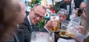 CDU-Chef Merz verhängt Alkoholstopp auf Parteitag: Erst Arbeit, dann Vergnügen