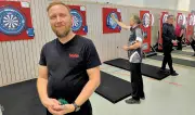 Dart-Boom im Altkreis: Vom Kneipenspiel zum professionellen Präzisionssport