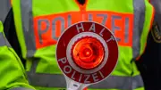 Dessau: BMW ohne Kennzeichen und Ölleck führt zu Polizeikontrolle und Strafanzeige