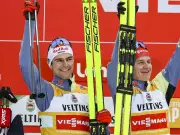 Deutsche Beinahe-Brüder Geiger und Schmid kämpfen bei Olympia um Gold in der Nordischen Kombination