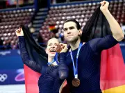 Eiskunstlauf-WM in Prag: Hase/Volodin führen deutsches Team nach Olympia-Bronze an